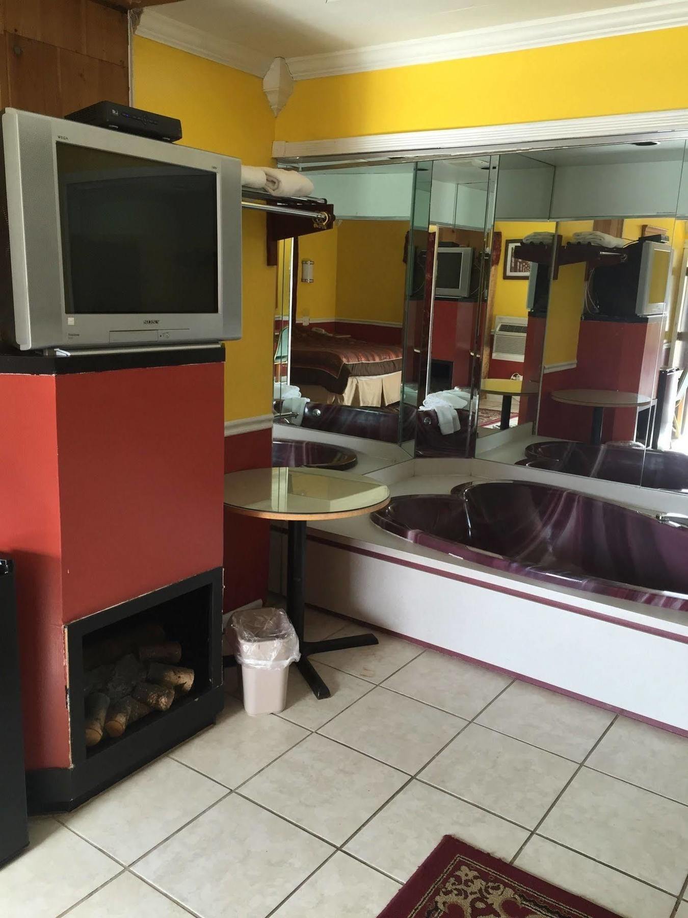 112 Motel Μέντφορντ Εξωτερικό φωτογραφία